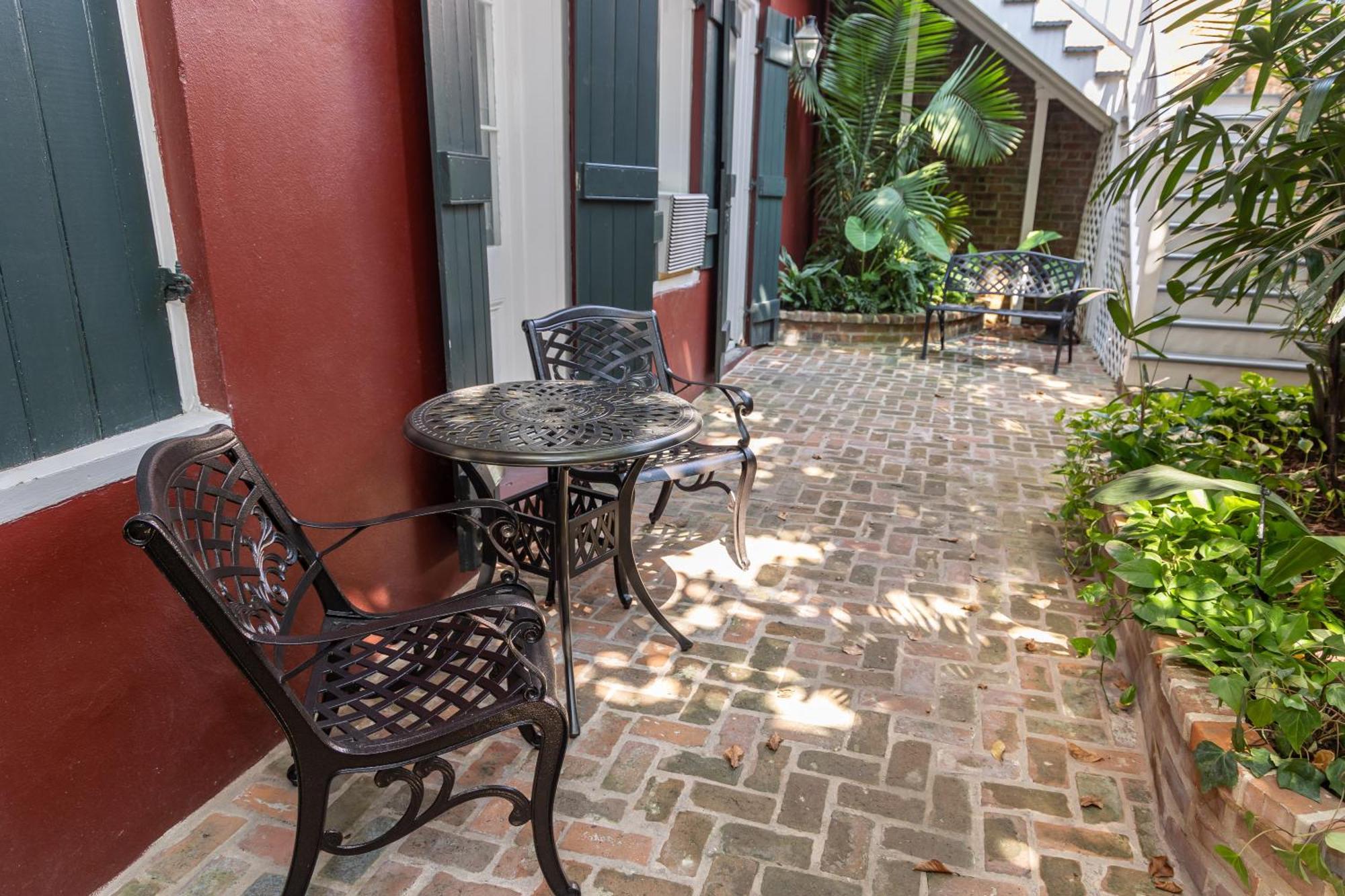 Inn On St. Peter, A French Quarter Guest Houses Property New Orleans Esterno foto