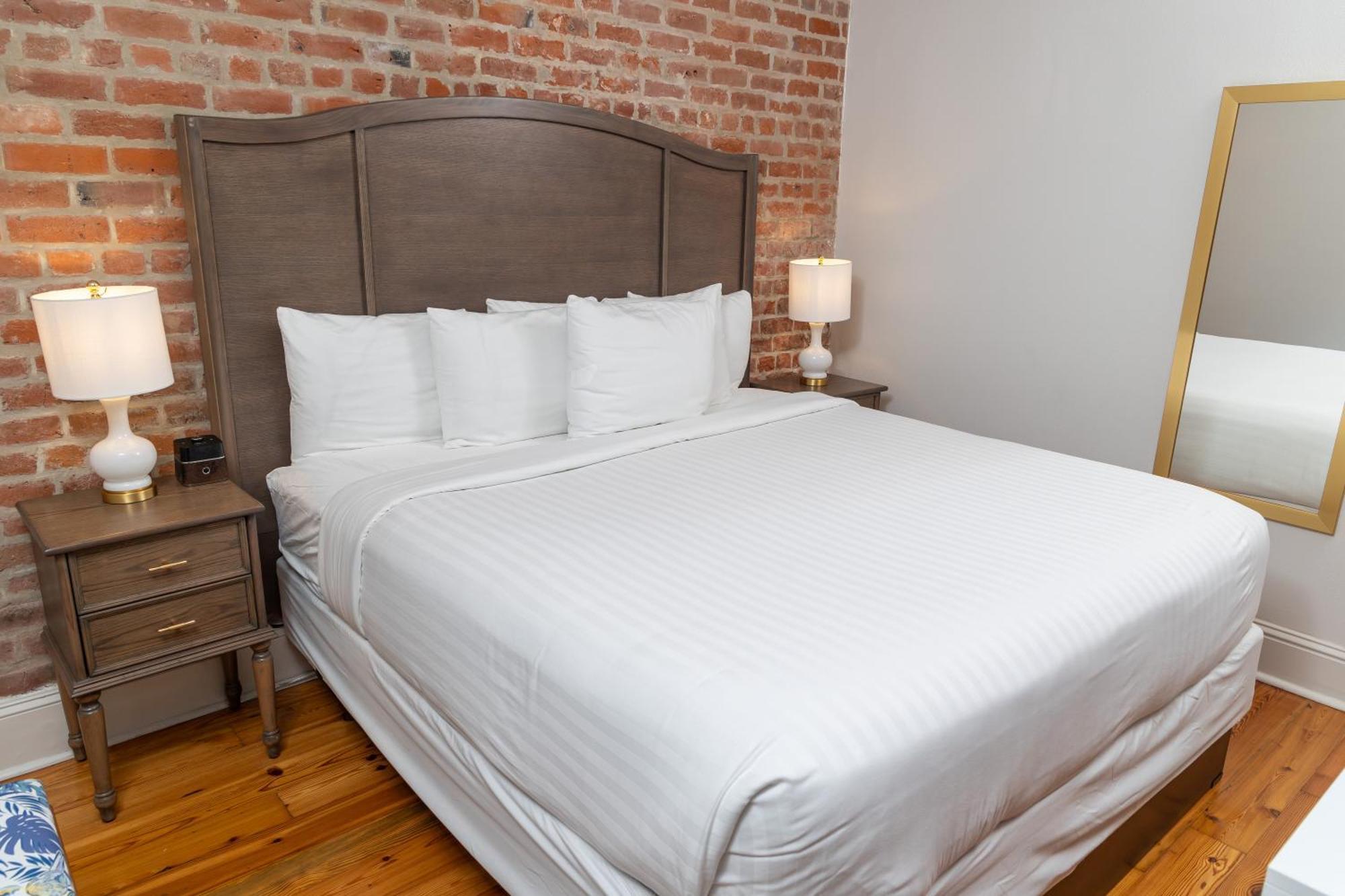 Inn On St. Peter, A French Quarter Guest Houses Property New Orleans Esterno foto